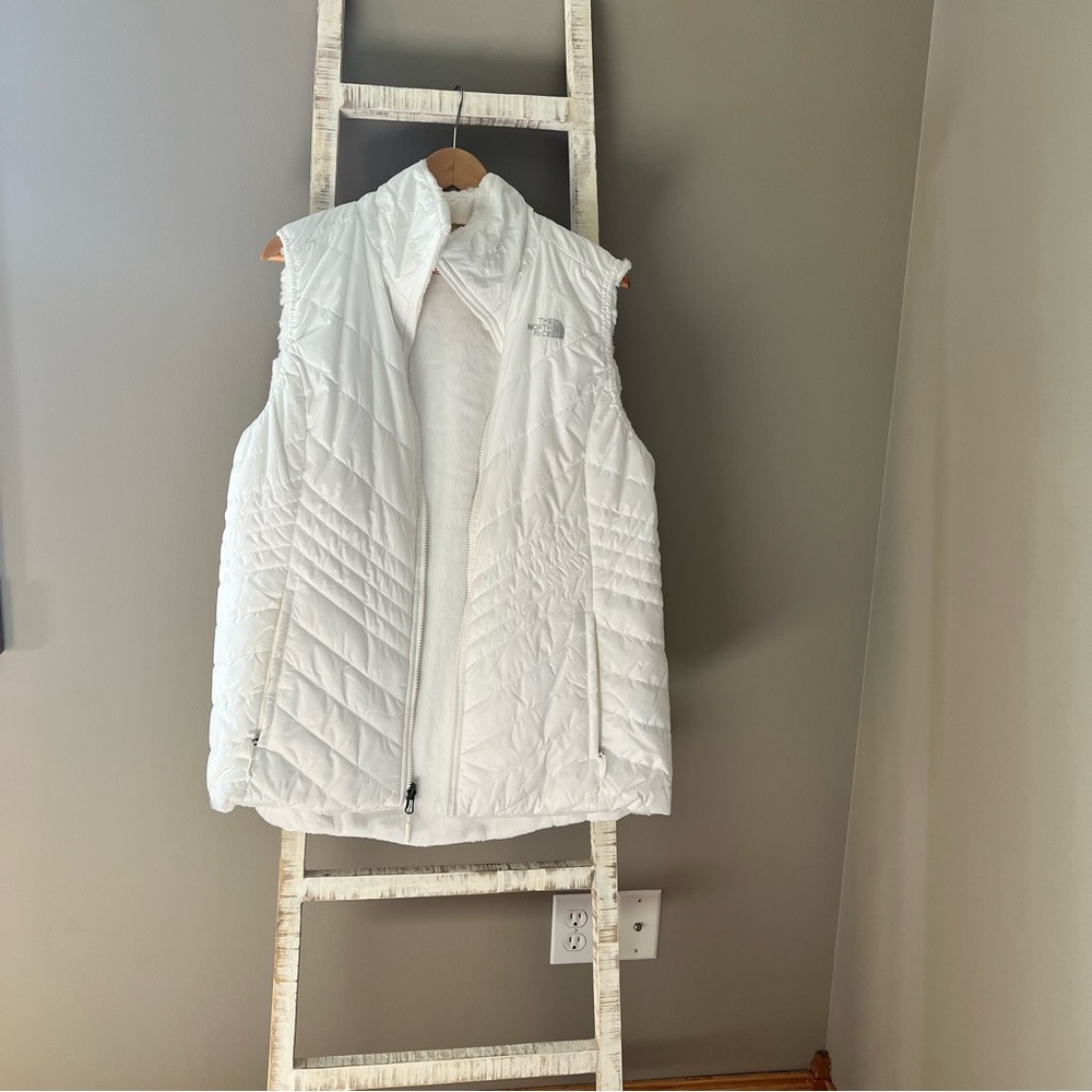 North face reversible vest